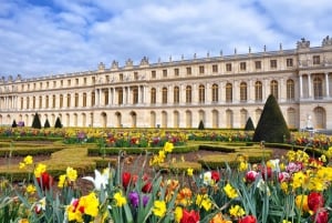 Paris: Giverny & Versailles Small Group or Private Tour