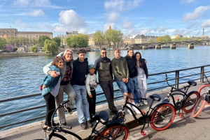 Pariisi: Paris: Opastettu kaupungin kohokohdat pyöräretki: Opastettu kaupungin kohokohdat pyöräretki