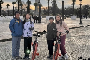 Paryż: wycieczka rowerowa po najważniejszych atrakcjach miasta z przewodnikiem