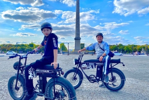 Paris: Guided City Tour by Electric Bike