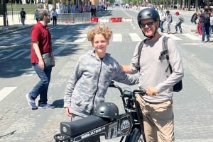 Paris: Guidet byrundtur med elsykkel
