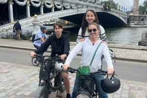 Paris: Guidet byrundtur med elsykkel