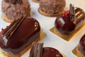 Paris: Macaron, Croissant or Pastry Class with a French Chef