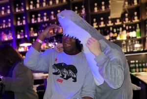 Paris : Tournée des bars d'Halloween avec shots et entrée en boîte de nuit