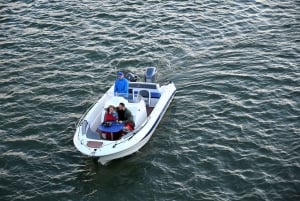 Paris: Private Boat Cruise on Seine River