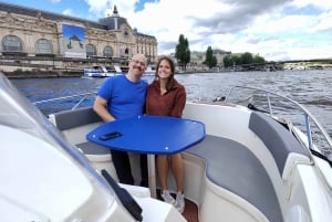 Paris: Private Boat Cruise on Seine River