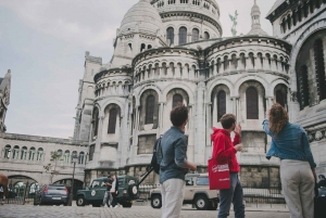 Paris: Hidden Gems of Montmartre with Local Guide