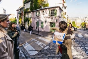 Paris: Hidden Gems of Montmartre with Local Guide