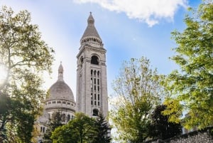 Paris: Hidden Gems of Montmartre with Local Guide