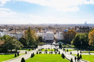 Paris: Hidden Gems of Montmartre with Local Guide