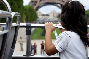 パリ：乗り降り自由のバス ツアーとセーヌ川クルーズのバンドル ツアー