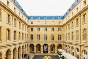 Paris: Hôtel de la Marine Entrébillet