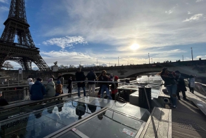 Париж: Речной круиз 'Иллюминация' с аудиокомментарием