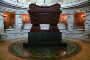 Tour semiprivado de Los Inválidos y Napoleón sin colas - 8 personas