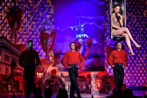 Paris: La Nouvelle Eve Cabaret Dinner Show