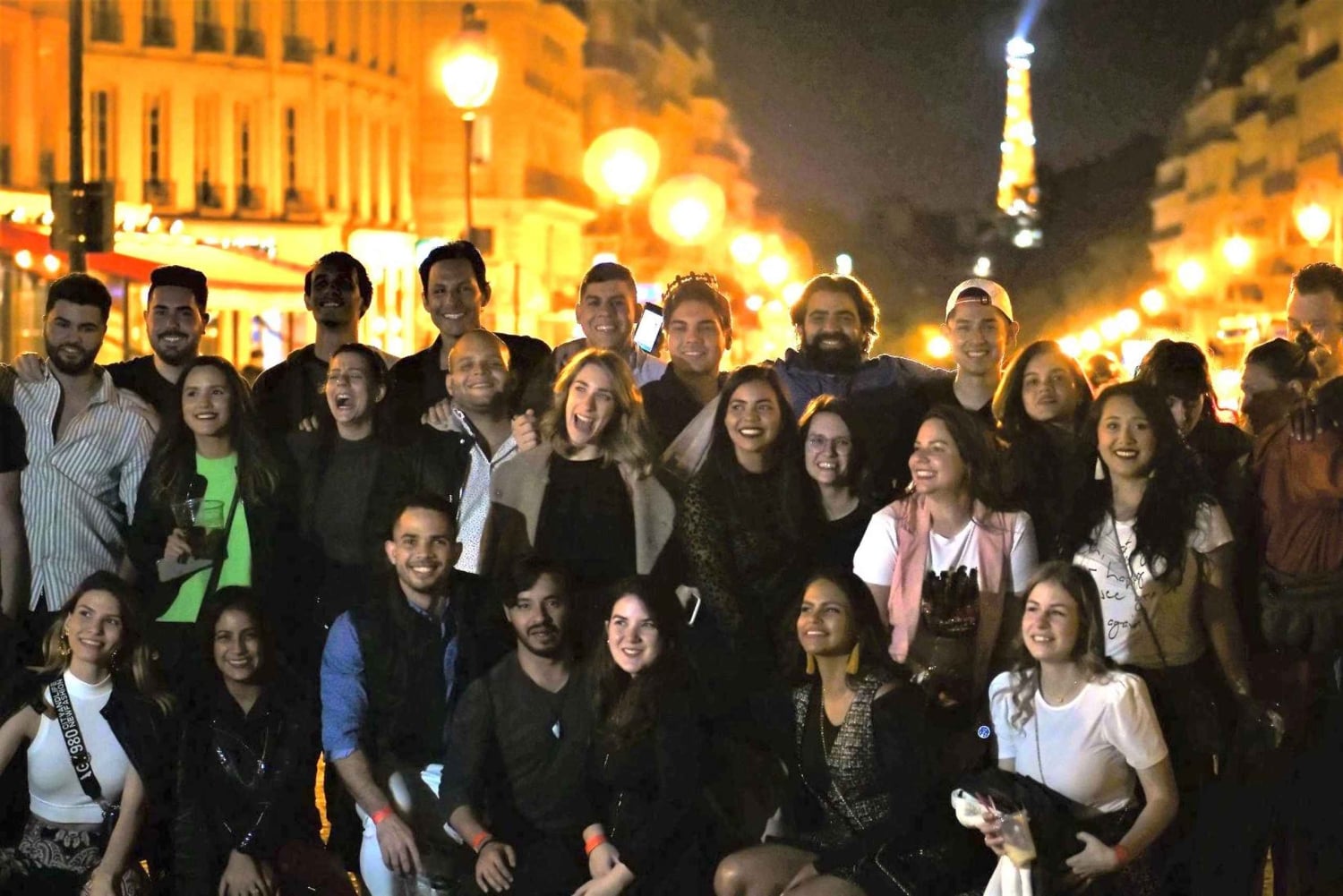 Paris: Visita guiada a bares e discotecas do Quartier Latin