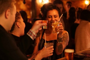 Paris: Latin Quarter Guided Pub Crawl to Bars and Clubs