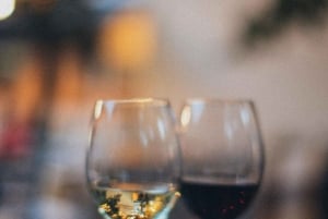 パリ・ル・マレ地区：伝統料理ツアー（食事付