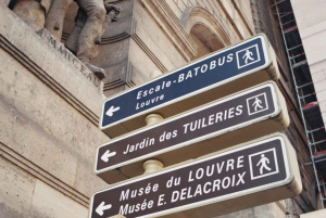 Paris: Montmartre Guided Tour at Night -Limited Tour Series