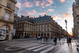 Paris: Montmartre Guided Tour at Night -Limited Tour Series