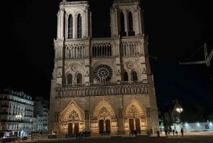 Paris : visite à pied sur le thème des légendes et des mystères avec un guide local