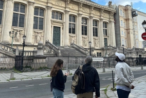 Paris : visite à pied sur le thème des légendes et des mystères avec un guide local