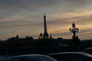 Paris : visite à pied sur le thème des légendes et des mystères avec un guide local