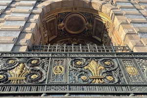 Paris : visite à pied sur le thème des légendes et des mystères avec un guide local