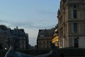 Paris : visite à pied sur le thème des légendes et des mystères avec un guide local