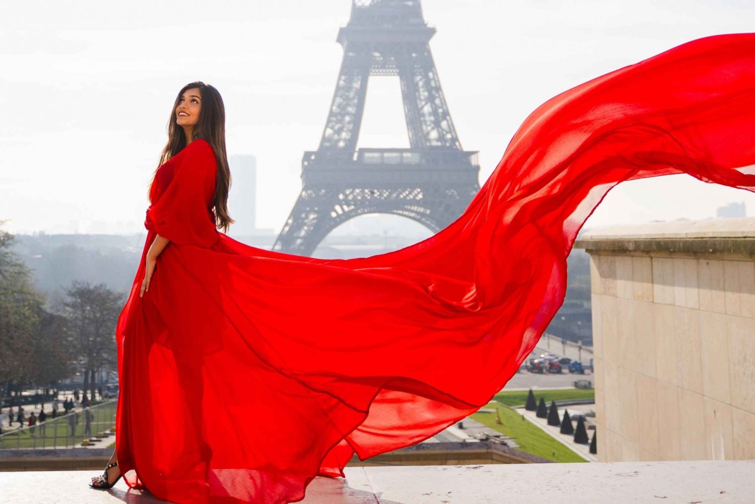 Paris: Louvre-Fotoshooting oder Seine-Brücken-Eiffelturm-Spaziergang