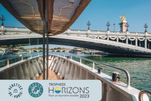 Paris: Live Guided Cruise with Crepe and Soft Drink