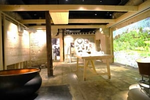 Paris: Living Cheese Museum Guided Tour with Cheese Tasting