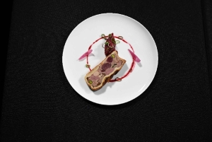 Paris: Cabaret-showet 'L'Oiseau Paradis' med frokost og drinks