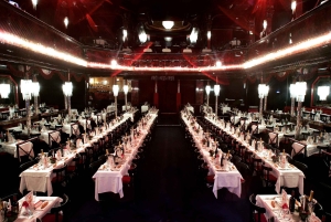 Paris: Cabaret-showet 'L'Oiseau Paradis' med frokost og drinks