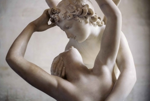 Paris: Louvre Tickets and Highlights Tour with Mona Lisa