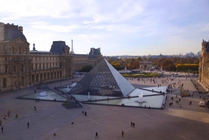 Paris: Louvre Tickets and Highlights Tour with Mona Lisa
