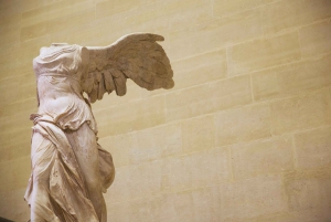 Paris: Louvre Tickets and Highlights Tour with Mona Lisa