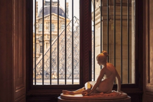 Paris: Louvre Tickets and Highlights Tour with Mona Lisa