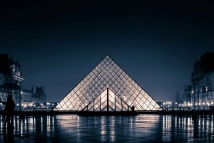 Paris: Louvre Museum Ticket with Optional Hosted