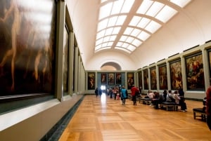 Parigi: primo ingresso al Louvre con ospitante per la Monna Lisa