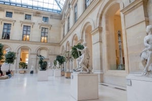 Parigi: primo ingresso al Louvre con ospitante per la Monna Lisa