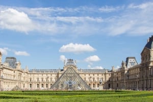 Paris: Louvre Museum Masterpieces Tour with Reserved Access