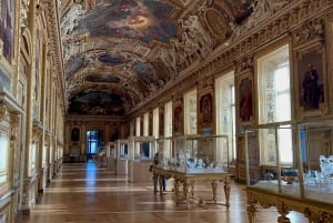 Paris: Louvre Museum Mona Lisa First Viewing Semi-Private