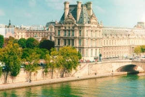 Paris: Louvre Museum & Optional 24-Hour Seine River Cruise