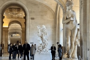 Paris: tour privado em família para crianças no Museu do Louvre