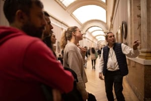 Pariisi: Louvre-museon yksityinen opastettu kierros Mona Lisalla