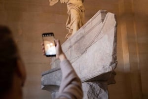 Pariisi: Louvre-museon yksityinen opastettu kierros Mona Lisalla