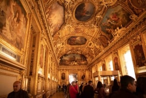 Pariisi: Louvre-museon yksityinen opastettu kierros Mona Lisalla