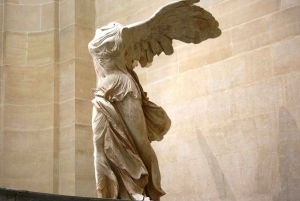Paris: Louvre Museum Ticket with Audio guide