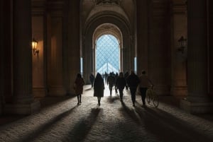 Paris: Louvre Museum Ticket & Exclusive Immersive AudioGuide